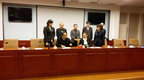  bjl官网登录总裁王元圆（签约席右）与运城市副市长吴清海签约