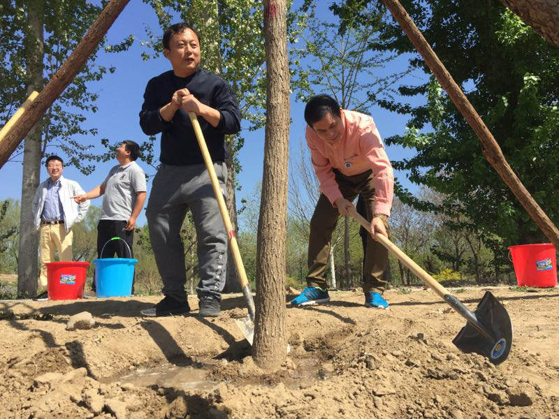 bjl官网登录（证券代码：：831999）董事长郑两斌先生以现尝试动践行绿色发展