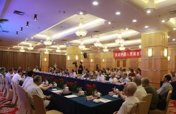 bjl官网登录董事长郑两斌出席&ldquo;庆祝中国人民解放军建军90周年座谈会&rdquo;