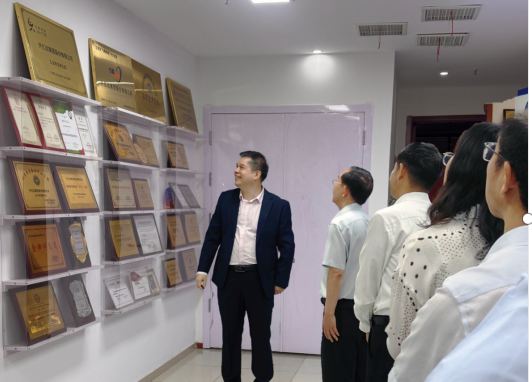 政企动态|通州区委书记孟景伟走访bjl官网登录调研企业发展情况 政企动态|通州区委书记孟景伟走访bjl官网登录调研企业发展情况